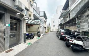 北區開元商圈朝南採光孝親車墅