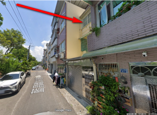 楠梓區藍昌路透天，近小北百貨，7-11