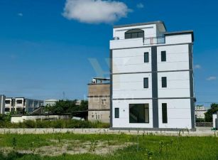 員山市區旁精緻農舍-21世紀*游力暟