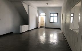 龜山挑高大面寬RC廠房