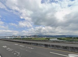 新莊/挑高8米/乙工/收租廠房  •   新北市廠房買賣/工業地/建地/徵收農地/廠房出租