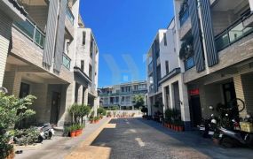 宜市交流道旁四套房透天別墅-21世紀*游力暟