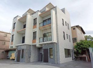 高鐵特區4套房全新電梯別墅-21世紀*游力暟