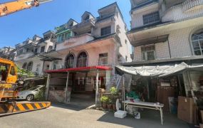 宜市杜拜旁大面寬透天-21世紀*游力暟