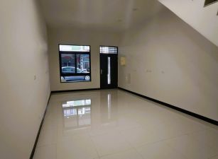 潮州車站全新透天3樓車庫店面住家
