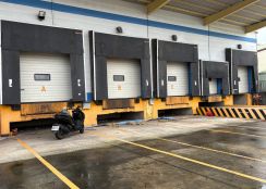 交流道合法食品廠