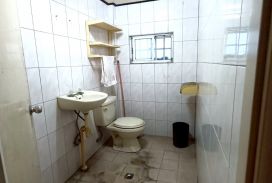 龍岡圓環邊間透天