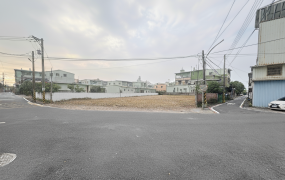 屏東高鐵特區黃金三角窗建地