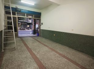 楠梓藍昌店住透天4樓