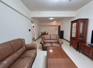 高鐵+捷運+新光三越百貨大3房平車~雙衛開窗