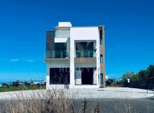 礁溪全新6房電梯農舍-21世紀*游力暟