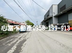 橋科旁輕齡工業廠房