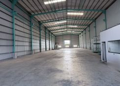 苗栗竹南/挑高8米/鋼構倉庫廠房 &bull;     苗栗廠房買賣/工業地/建地/徵收農地/廠房出租