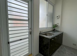 🔥 屏東市｜自由路金雞母｜開價297萬兩房一衛🔥 （首購｜投資｜收租｜置產）一把抓