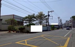 土地珠寶專才~【大寮昭明｜都計內農地廠房】雙面臨路 × 大空地好運作