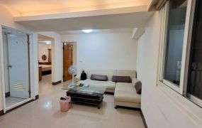 大連路2樓3房美公寓