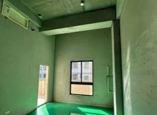 琪琪🐝推~南樹林車站市區全新透天廠房