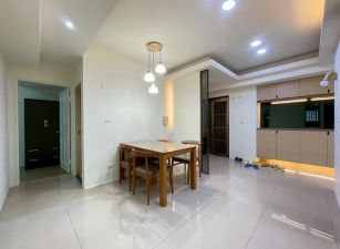 港坪公園旁華廈08-537