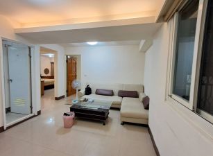 大連路2樓3房美公寓