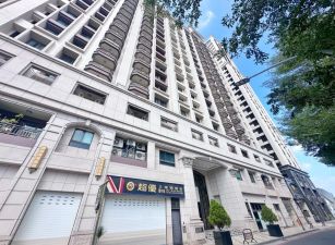 楠梓★華雄交響苑★超美景觀大三房+平車★邊間明亮