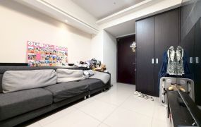 楠梓高大特區｜泰嘉建設｜水悅集｜精美三房車位