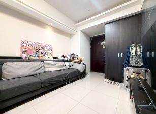 楠梓高大特區｜泰嘉建設｜水悅集｜精美三房車位