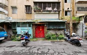 武慶商圈瑞豐國中活巷進出面寬公寓一樓