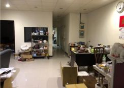 鶯歌交流道廠房