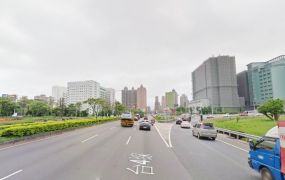 南崁邊間挑高天車廠房