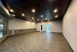 [店面出租] 台南東區近南紡夢時代正中華東路店面