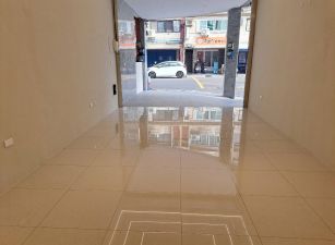 瑞隆商圈臨12米路上正三樓透天店住