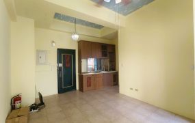 橋頭峇厘島渡假風裝潢精美大樓