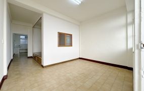 星巴克旁2F透天