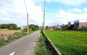 新屋後湖農保地附合法資材室