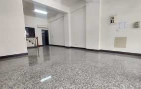 麟洛警察局$蛋黃區$亮眼黃金新店住