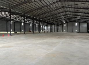 近 楊 梅 校 前 交 流 道 可 廠 登 挑 高7米RC廠房