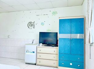 🏠【過馬路就到捷運】苓雅正義路精緻套房｜可租補｜室內機車位