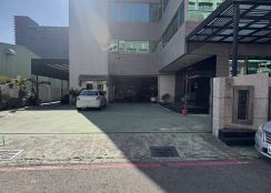 【鼓山區匠心獨造SRC乙工廠房】使用近千坪!!