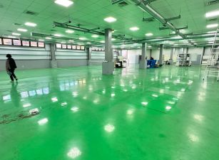 桃園車站新穎單層廠房