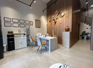 太平新興路賺錢店面車位