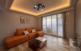 瑞隆商圈翻新美寓陽台進出5樓頂加2房