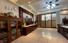 正樹孝商圈平車美廈