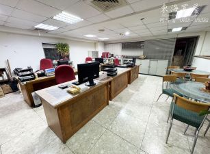 【西屯近七期核心】160 坪企業級辦公室｜附 6 車位｜5212 萬