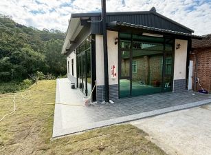 新竹縣峨嵋｜水流東｜平坦農地｜與休閒屋｜933.5坪｜1388萬