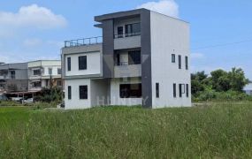 冬山河岸第一排前後臨路電梯農舍-21世紀*游力暟