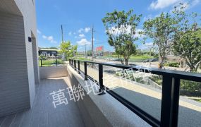 中彰投工業地 區段徵收農地 佳麗堡樹稍露台+平車