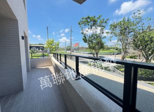 中彰投工業地 區段徵收農地 佳麗堡樹稍露台+平車