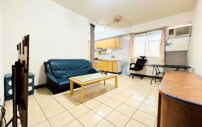 台南東區光華街三房健身公寓