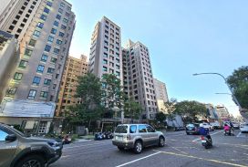 農十六單純邊間雙衛開窗屋況佳美3房車位