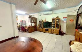 公館全有雙車美透